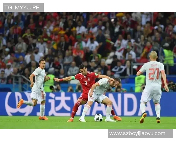 四大足球巨星同框合照 展现赛场霸气与精彩时刻 四大足球巨星同框合照 展现赛场霸气与精彩时刻