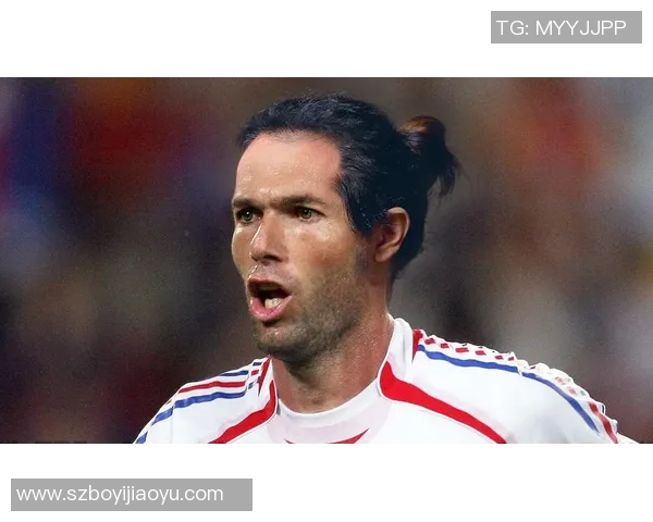 戴头绳的足球明星是谁 揭秘这位球员背后的故事与球场表现